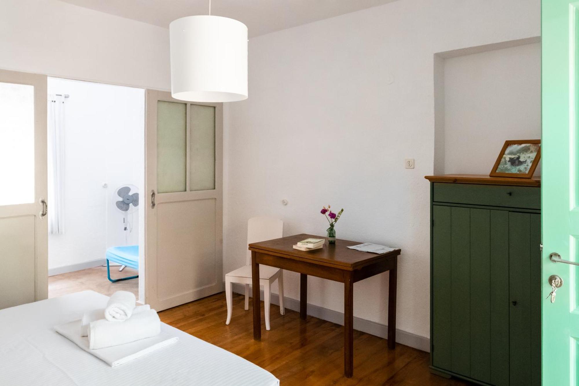 Himara Hostel Himare