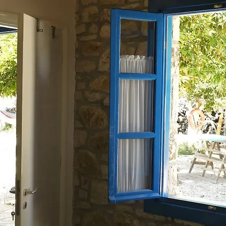 Himara Hostel Himarë Exterior foto