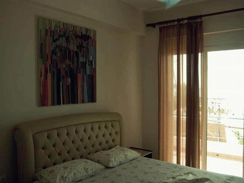 Himara Hostal