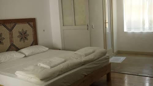 Himara Hostal Himarë